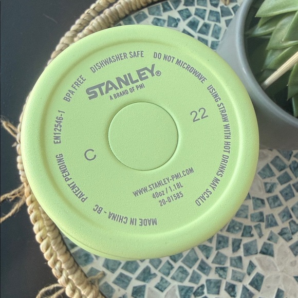 Stanley CITRON MIX 40oz Tumbler - Picture 6 of 6
